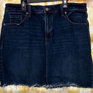 Old Navy Mini Skirt-Women’s 14